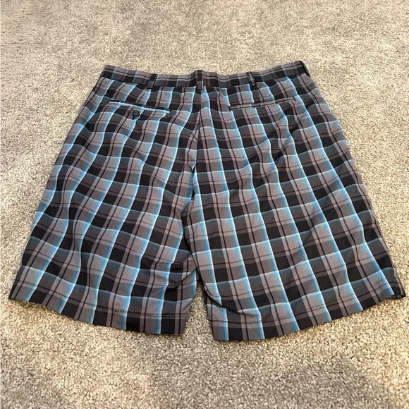 Hogan Plaid Flat Front Shorts 36W - Picture 7 of 9
